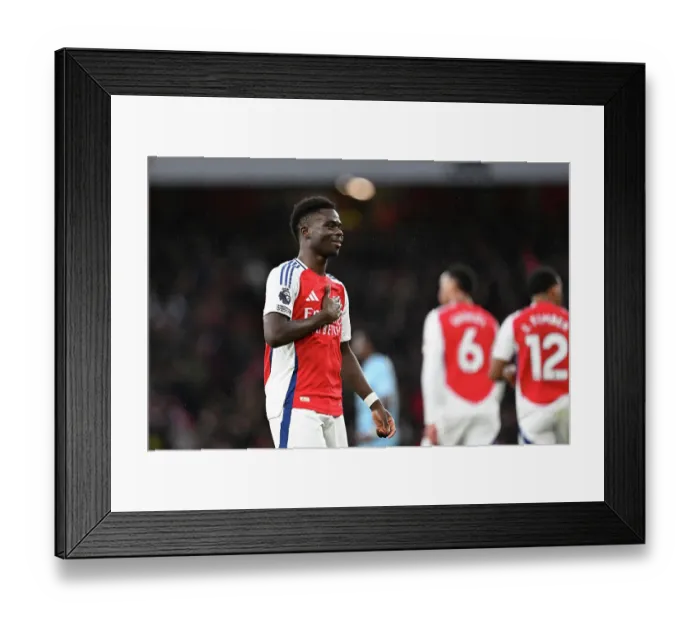 Framed Print : Arsenal FC v Nottingham Forest FC - Premier League