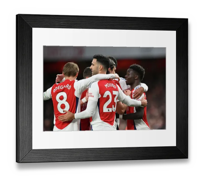 Framed Print : Arsenal FC v Nottingham Forest FC - Premier League