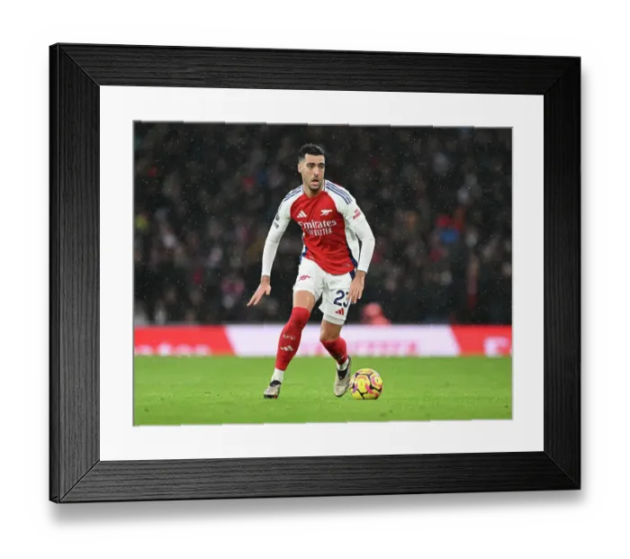Framed Print : Arsenal FC v Nottingham Forest FC - Premier League