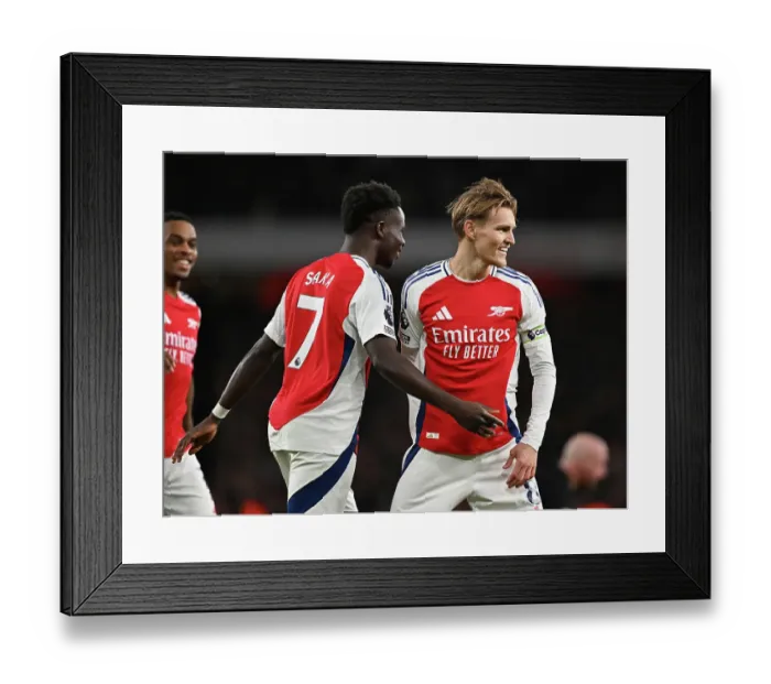 Framed Print : Arsenal FC v Nottingham Forest FC - Premier League