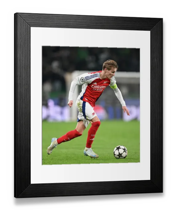 Framed Print : Sporting Clube de Portugal v Arsenal FC - UEFA Champions League 2024 / 25 League Phase MD5 Framed Print : Sporting Clube de Portugal v Arsenal FC - UEFA Champions League 2024 / 25 League Phase MD5