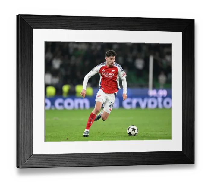 Framed Print : Sporting Clube de Portugal v Arsenal FC - UEFA Champions League 2024 / 25 League Phase MD5
