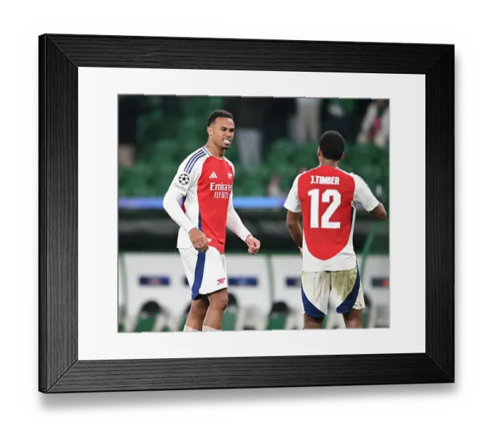 Framed Print : Sporting Clube de Portugal v Arsenal FC - UEFA Champions League 2024 / 25 League Phase MD5