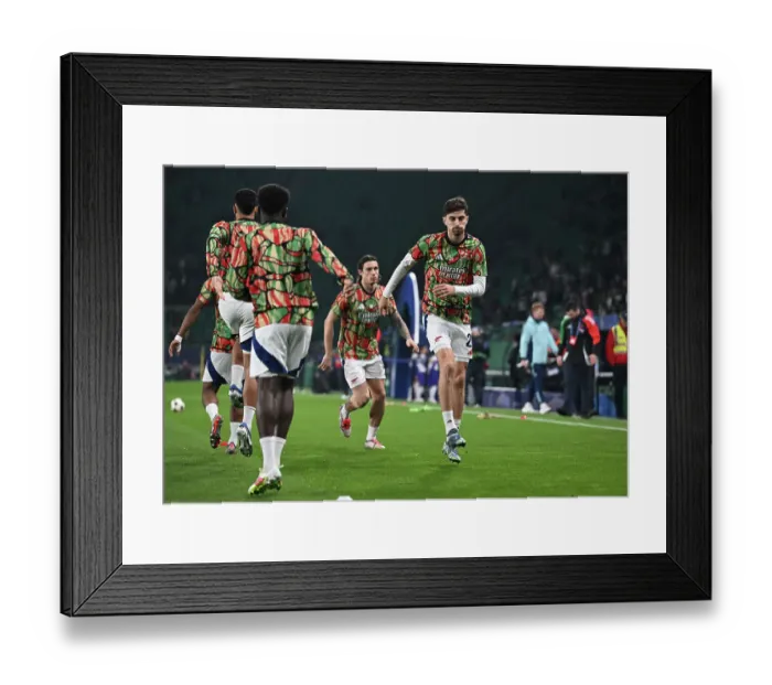 Framed Print : Sporting Clube de Portugal v Arsenal FC - UEFA Champions League 2024 / 25 League Phase MD5