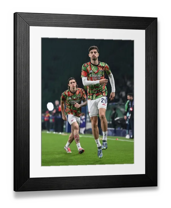 Framed Print : Sporting Clube de Portugal v Arsenal FC - UEFA Champions League 2024 / 25 League Phase MD5