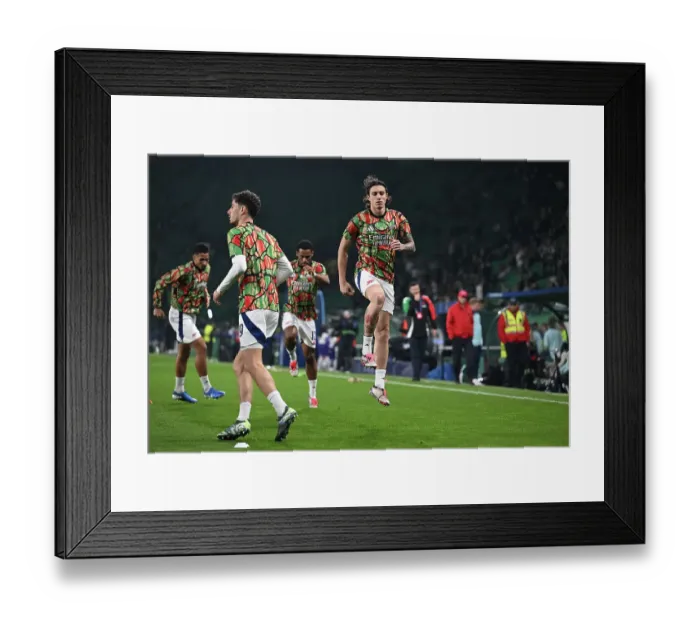 Framed Print : Sporting Clube de Portugal v Arsenal FC - UEFA Champions League 2024 / 25 League Phase MD5