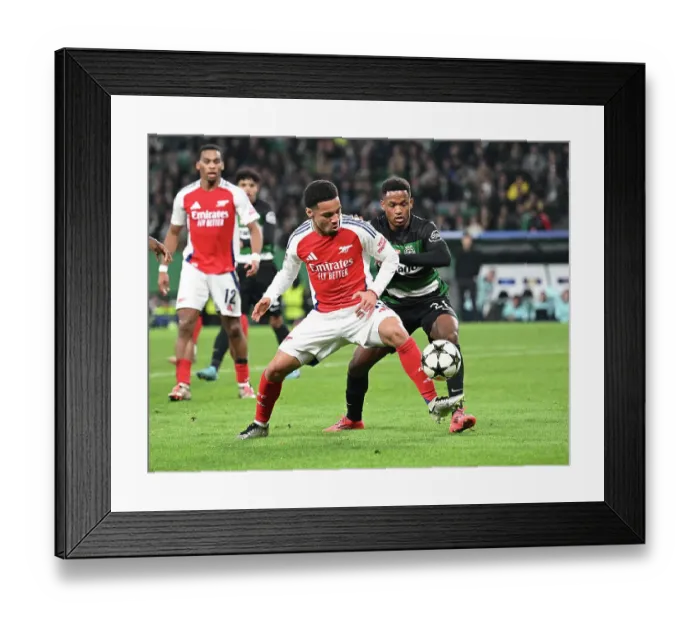Framed Print : Sporting Clube de Portugal v Arsenal FC - UEFA Champions League 2024 / 25 League Phase MD5
