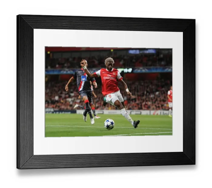 Framed Print : Alex Song (Arsenal). Arsenal 6: 0 SC Braga, UEFA Champions League, Group H Framed Print : Alex Song (Arsenal). Arsenal 6: 0 SC Braga, UEFA Champions League, Group H