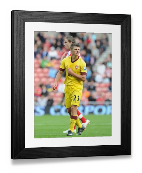 Framed Print : Andrey Arsahvin (Arsenal). Sunderland 1: 1 Arsenal, Barclays Premier League Framed Print : Andrey Arsahvin (Arsenal). Sunderland 1: 1 Arsenal, Barclays Premier League