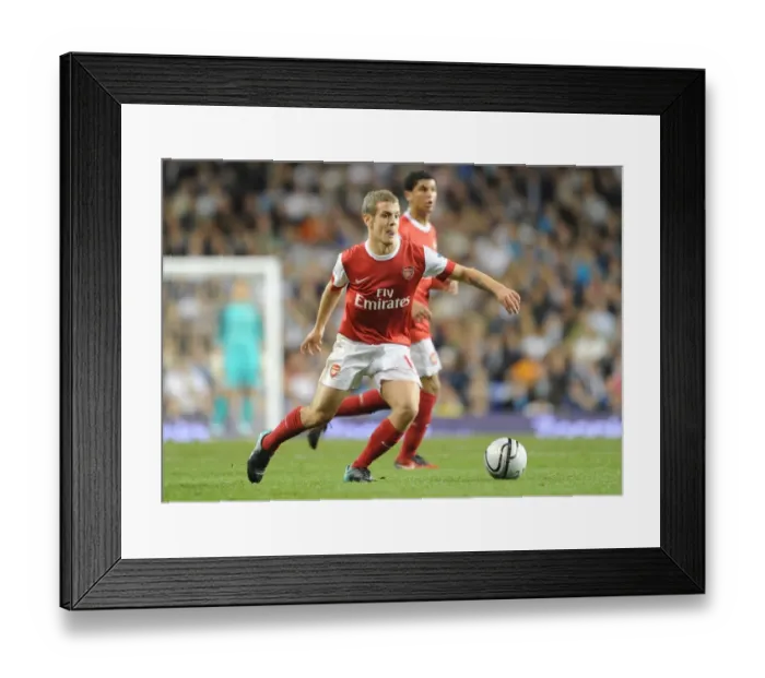 Framed Print : Jack Wilshere (Arsenal). Tottenham Hotspur 1: 4 Arsenal (aet). Carling Cup 3rd Round