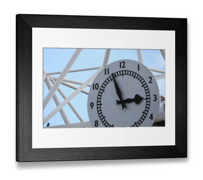 Framed Print : Surprising West Bromwich Albion Victory: Arsenal 2-3 at Emirates Stadium Framed Print : Surprising West Bromwich Albion Victory: Arsenal 2-3 at Emirates Stadium