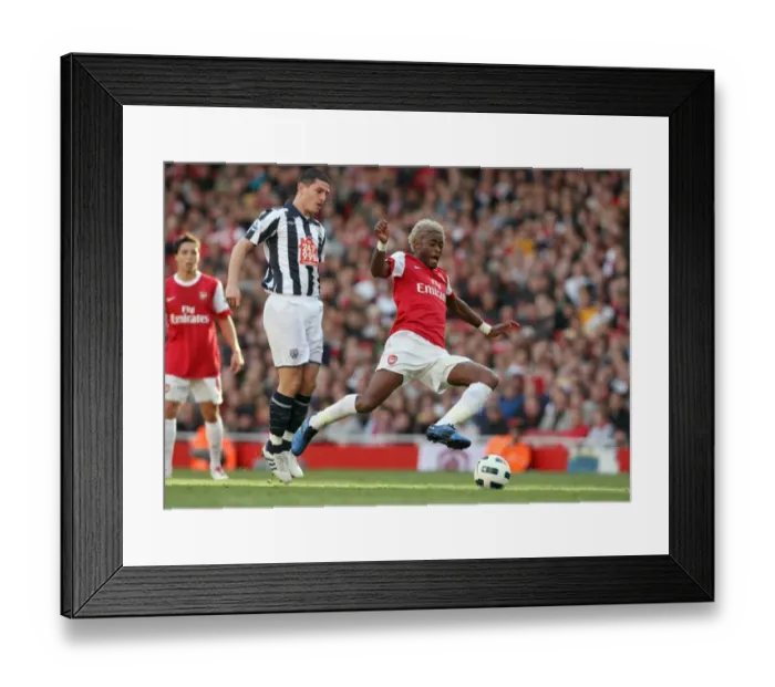 Framed Print : Arsenal's Alex Song vs. Graham Dorrans's Game-Winning Performance: Arsenal 2-3 West Bromwich Albion (2010)