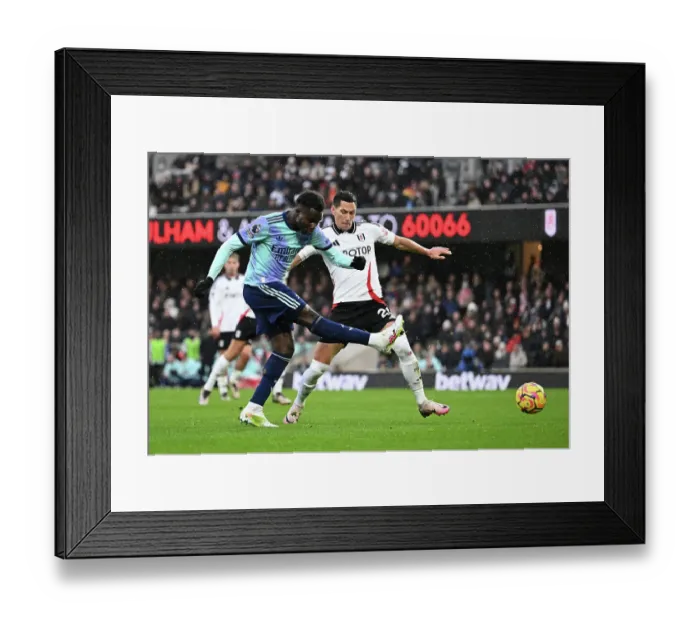 Framed Print : Fulham FC v Arsenal FC - Premier League Framed Print : Fulham FC v Arsenal FC - Premier League