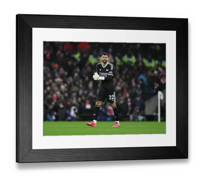 Framed Print : Fulham FC v Arsenal FC - Premier League Framed Print : Fulham FC v Arsenal FC - Premier League