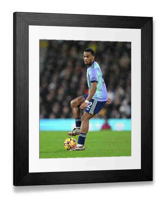 Framed Print : Fulham FC v Arsenal FC - Premier League Framed Print : Fulham FC v Arsenal FC - Premier League
