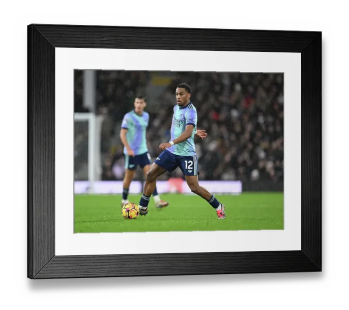 Framed Print : Fulham FC v Arsenal FC - Premier League