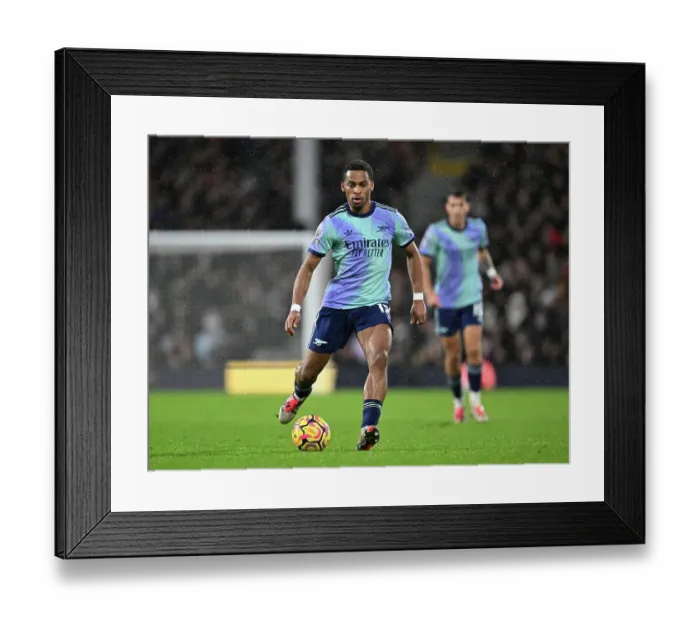 Framed Print : Fulham FC v Arsenal FC - Premier League Framed Print : Fulham FC v Arsenal FC - Premier League