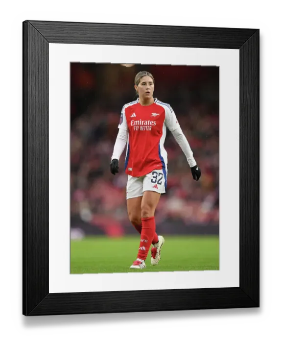 Framed Print : Arsenal v Aston Villa - Barclays Women's Super League