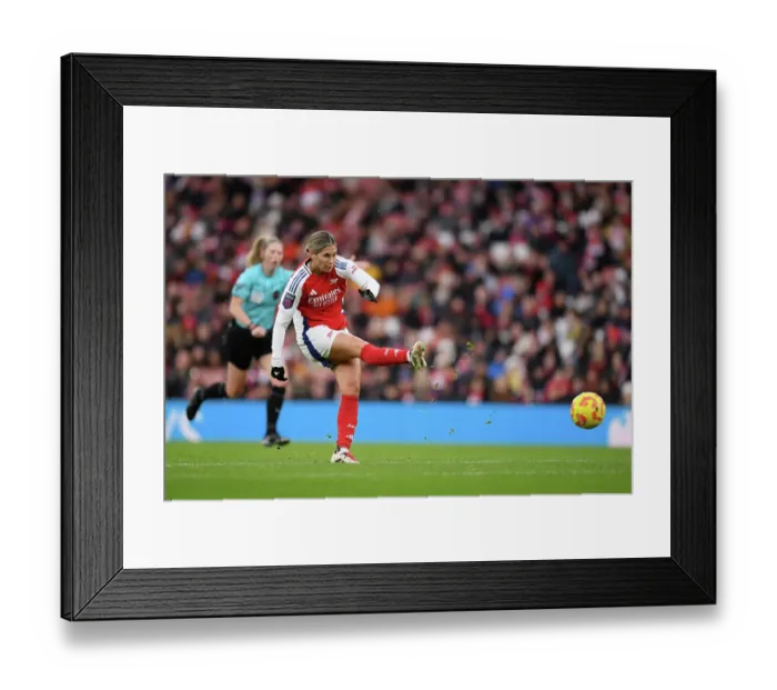 Framed Print : Arsenal v Aston Villa - Barclays Women's Super League Framed Print : Arsenal v Aston Villa - Barclays Women's Super League