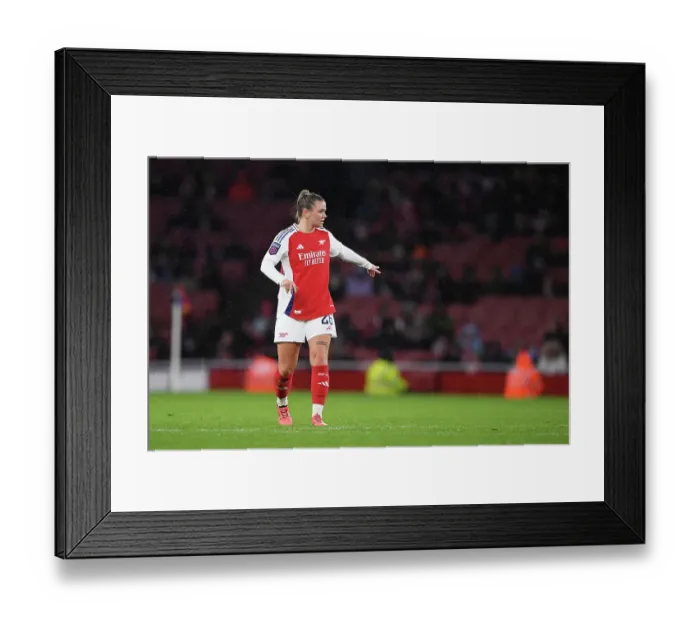 Framed Print : Arsenal v Aston Villa - Barclays Women's Super League Framed Print : Arsenal v Aston Villa - Barclays Women's Super League