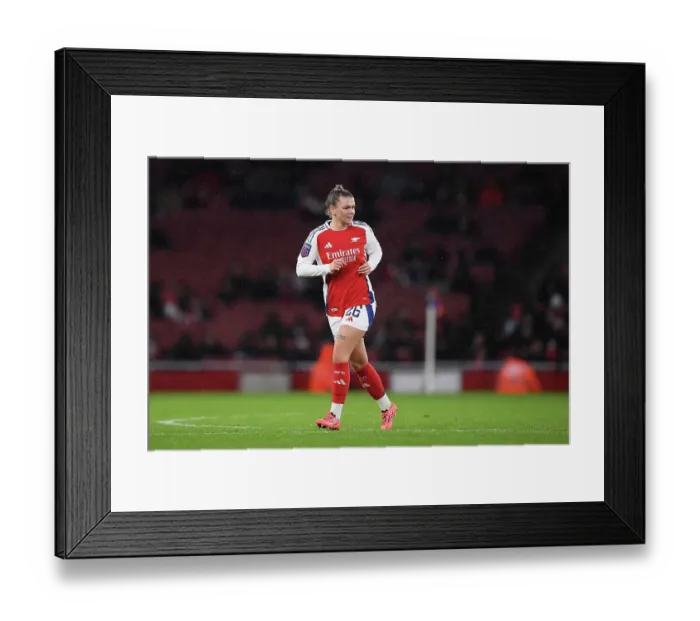 Framed Print : Arsenal v Aston Villa - Barclays Women's Super League