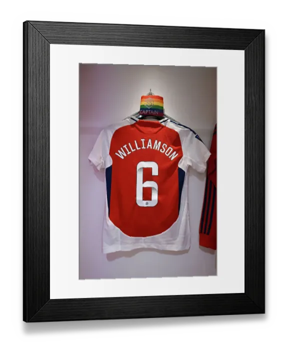 Framed Print : Arsenal v Aston Villa - Barclays Women's Super League Framed Print : Arsenal v Aston Villa - Barclays Women's Super League