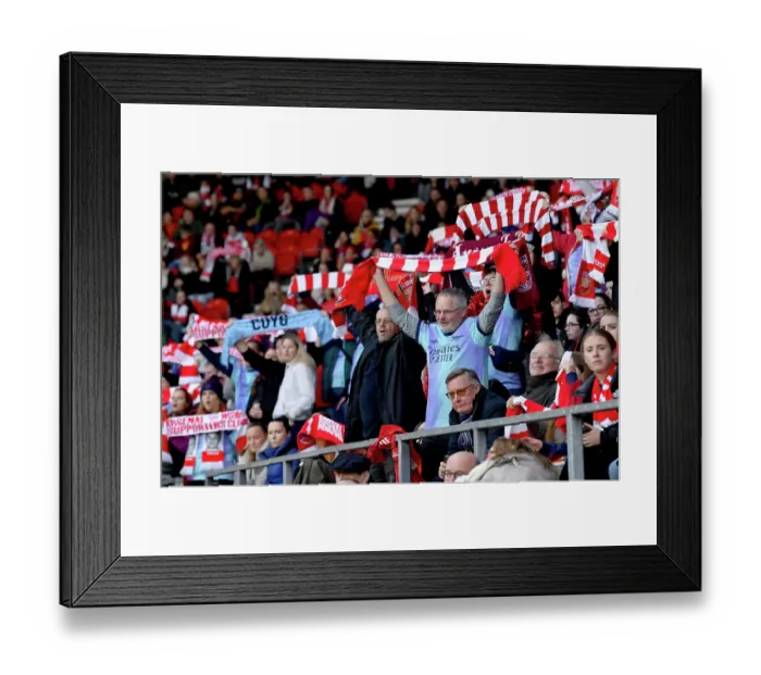 Framed Print : Liverpool v Arsenal - Barclays Women's Super League