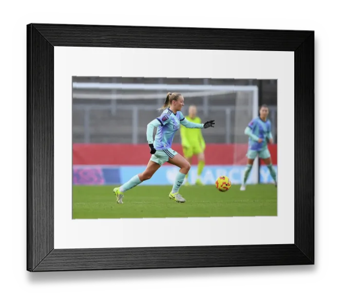 Framed Print : Liverpool v Arsenal - Barclays Women's Super League