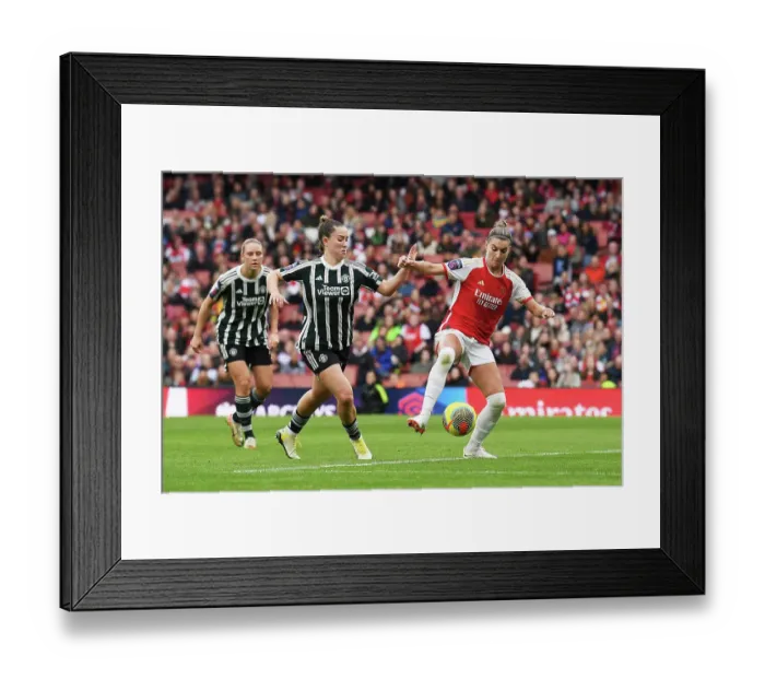 Framed Print : Arsenal FC v Manchester United - Barclays Women's Super League Framed Print : Arsenal FC v Manchester United - Barclays Women's Super League