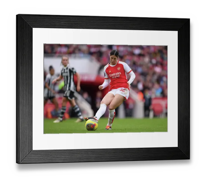 Framed Print : Arsenal FC v Manchester United - Barclays Women's Super League Framed Print : Arsenal FC v Manchester United - Barclays Women's Super League