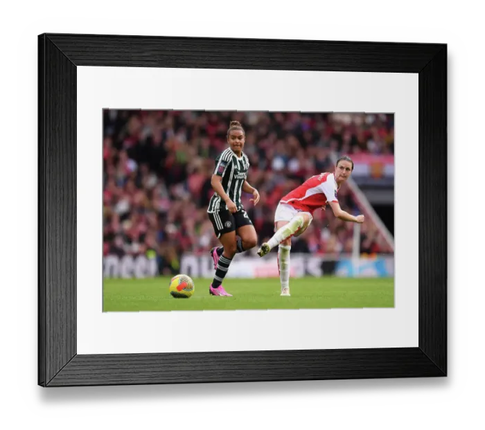 Framed Print : Arsenal FC v Manchester United - Barclays Women's Super League Framed Print : Arsenal FC v Manchester United - Barclays Women's Super League