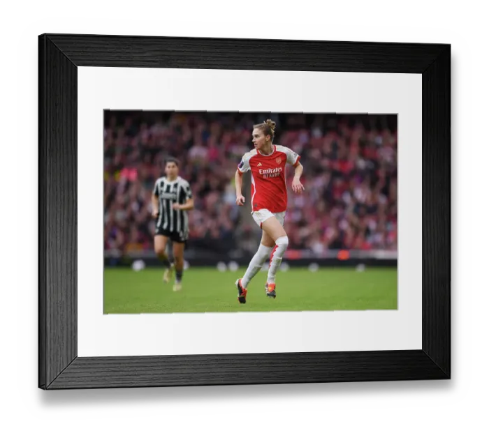Framed Print : Arsenal FC v Manchester United - Barclays Women's Super League