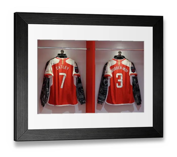 Framed Print : Arsenal FC v Manchester United - Barclays Women's Super League