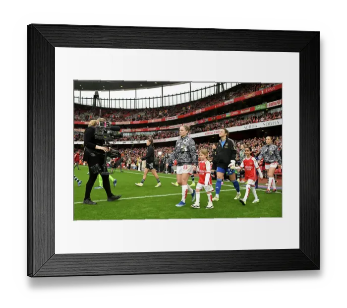 Framed Print : Arsenal FC v Manchester United - Barclays Women's Super League