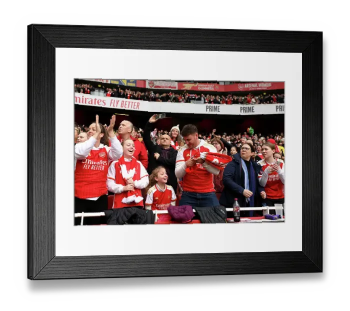 Framed Print : Arsenal FC v Manchester United - Barclays Women's Super League