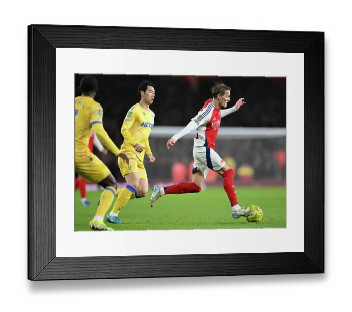 Framed Print : Arsenal v Crystal Palace - Carabao Cup Quarter Final Framed Print : Arsenal v Crystal Palace - Carabao Cup Quarter Final