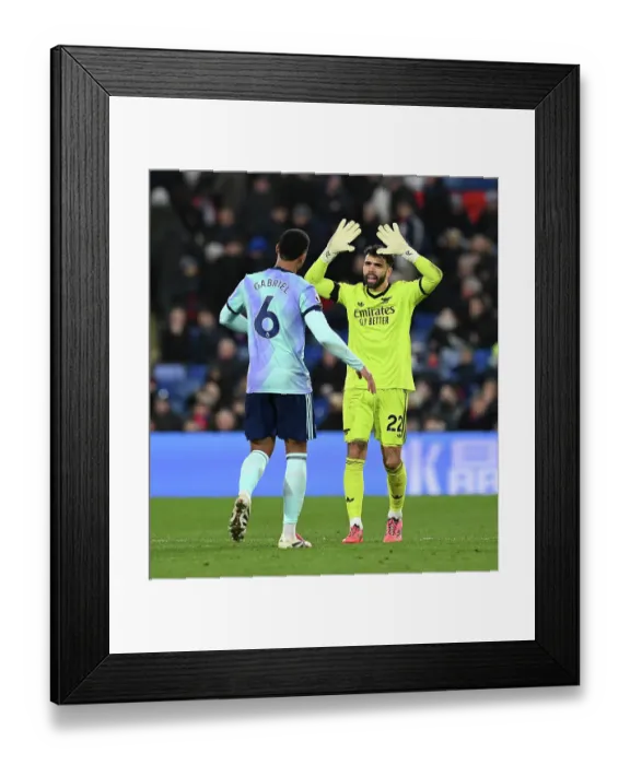 Framed Print : Crystal Palace FC v Arsenal FC - Premier League Framed Print : Crystal Palace FC v Arsenal FC - Premier League