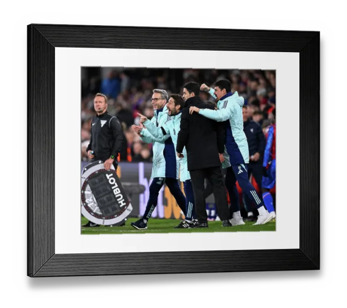 Framed Print : Crystal Palace FC v Arsenal FC - Premier League Framed Print : Crystal Palace FC v Arsenal FC - Premier League
