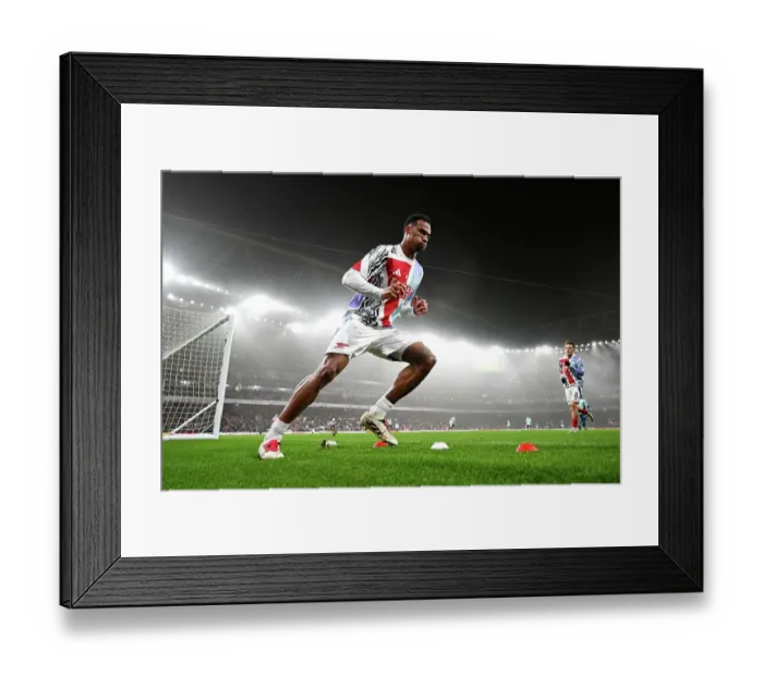 Framed Print : Arsenal FC v Ipswich Town FC - Premier League Framed Print : Arsenal FC v Ipswich Town FC - Premier League