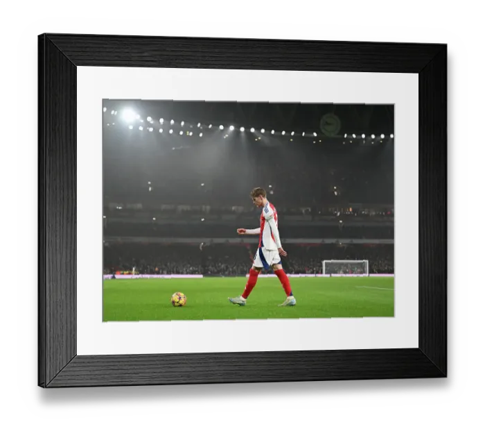 Framed Print : Arsenal FC v Ipswich Town FC - Premier League Framed Print : Arsenal FC v Ipswich Town FC - Premier League