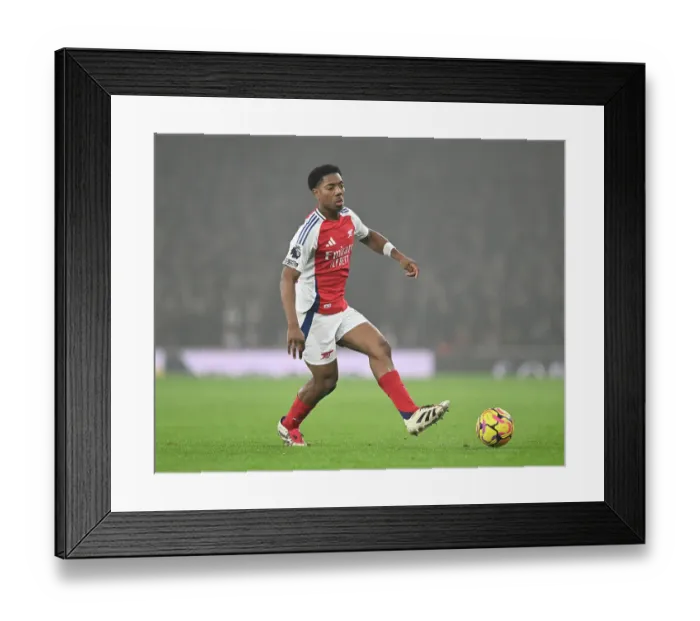 Framed Print : Arsenal FC v Ipswich Town FC - Premier League