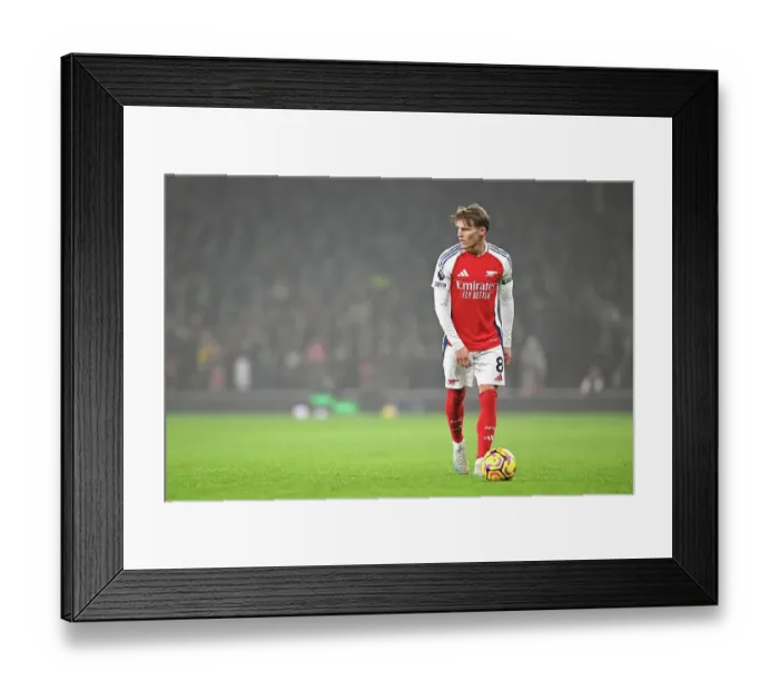 Framed Print : Arsenal FC v Ipswich Town FC - Premier League