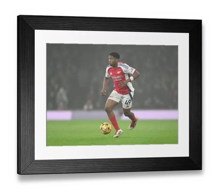 Framed Print : Arsenal FC v Ipswich Town FC - Premier League