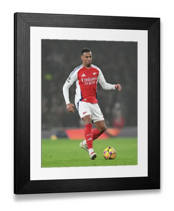 Framed Print : Arsenal FC v Ipswich Town FC - Premier League