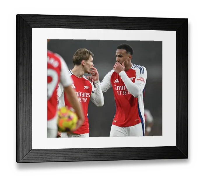 Framed Print : Arsenal FC v Ipswich Town FC - Premier League Framed Print : Arsenal FC v Ipswich Town FC - Premier League