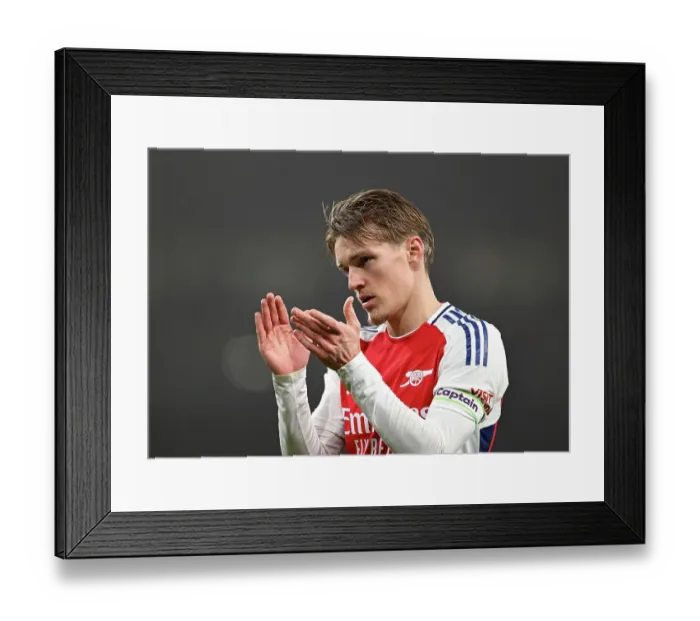 Framed Print : Arsenal FC v Ipswich Town FC - Premier League Framed Print : Arsenal FC v Ipswich Town FC - Premier League