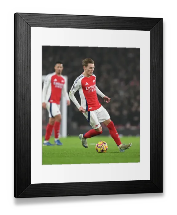 Framed Print : Arsenal FC v Ipswich Town FC - Premier League Framed Print : Arsenal FC v Ipswich Town FC - Premier League