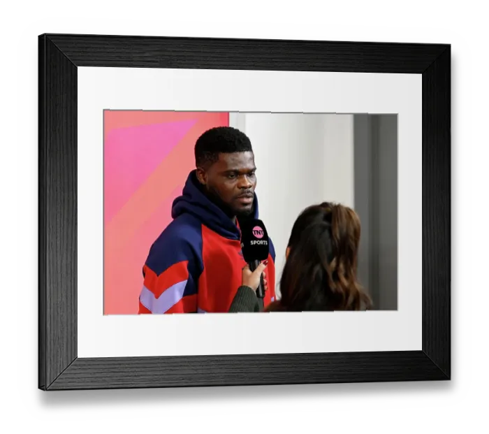 Framed Print : Brentford FC v Arsenal FC - Premier League Framed Print : Brentford FC v Arsenal FC - Premier League