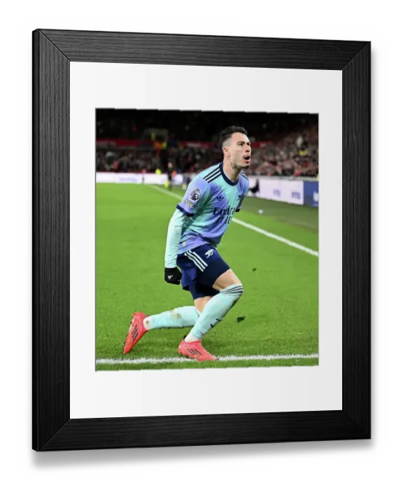 Framed Print : Brentford FC v Arsenal FC - Premier League
