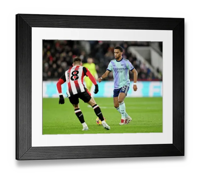 Framed Print : Brentford FC v Arsenal FC - Premier League